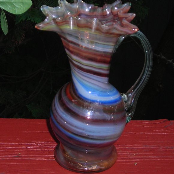 Blown glass ewer, Italy vintage, scalloped edge - Picture 3 of 3
